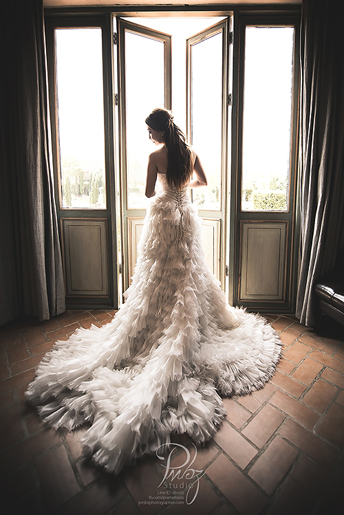 Feather light romantic bridal gown