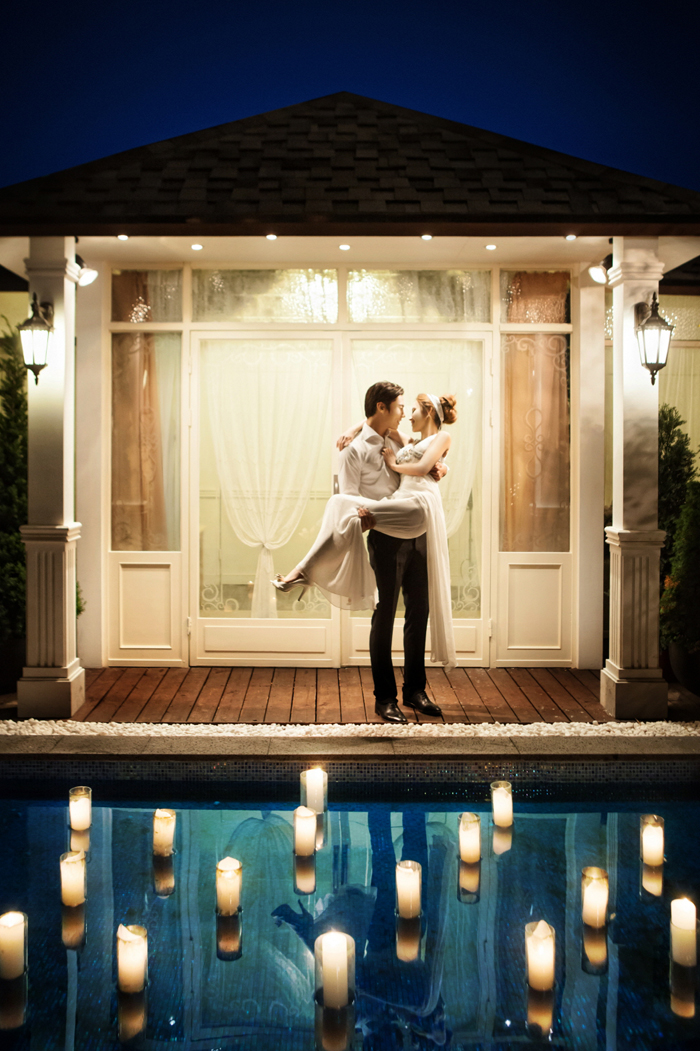 Utterly romantic night pre-wedding session *lovely resort and lighted pool*