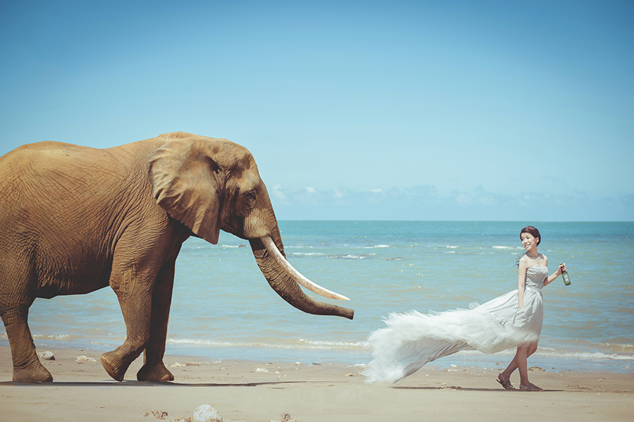 Dare to be different! Creative & free bridal session