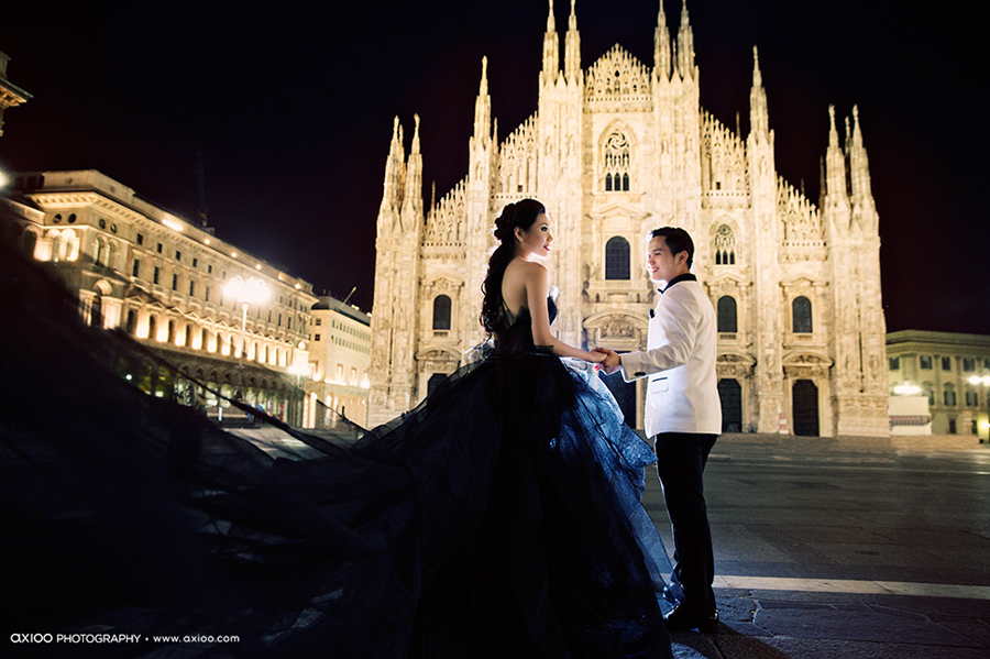 Magical fairytale-come-true prewedding session - your love is better than gold