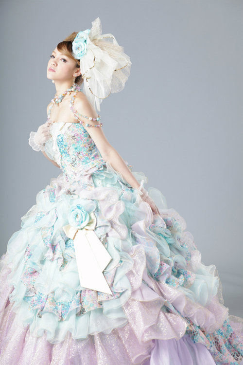 Super feminine & adorable Japanese pastel gown