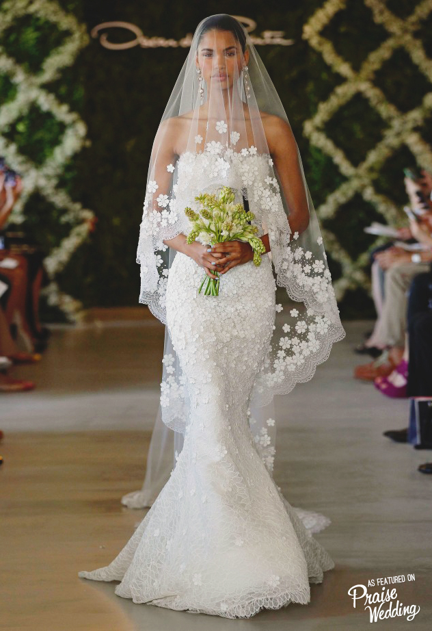 Timeless Oscar De La Renta 2015 gown with the prettiest veil blooming with love!