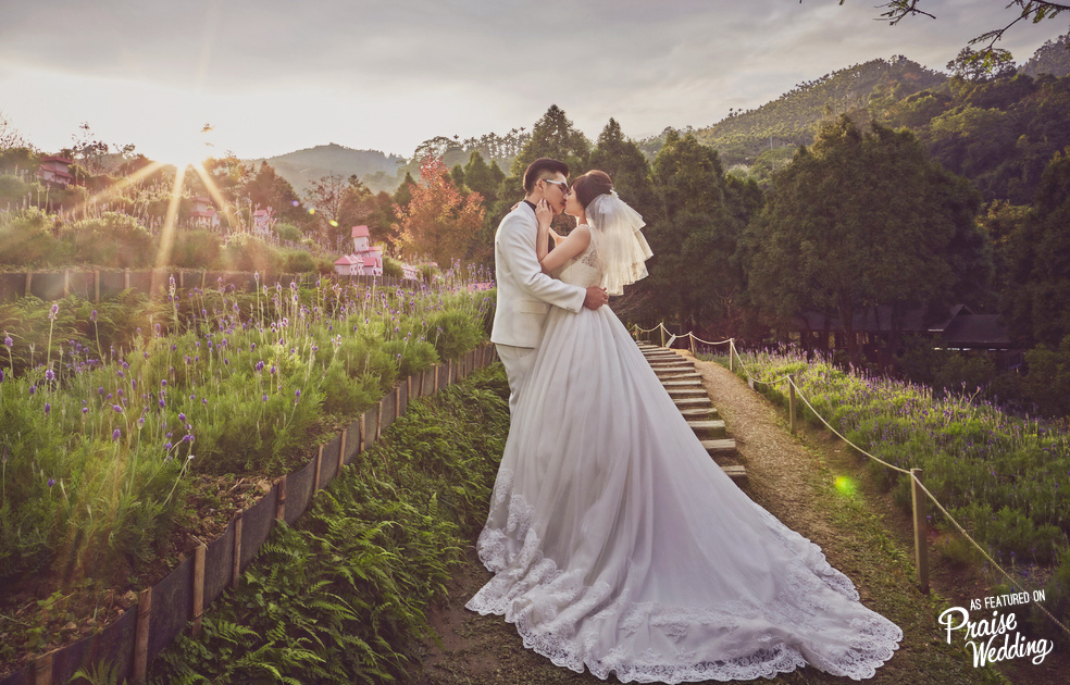 What's better than the combination of  picture-perfect scenery + a couple seriously in love?