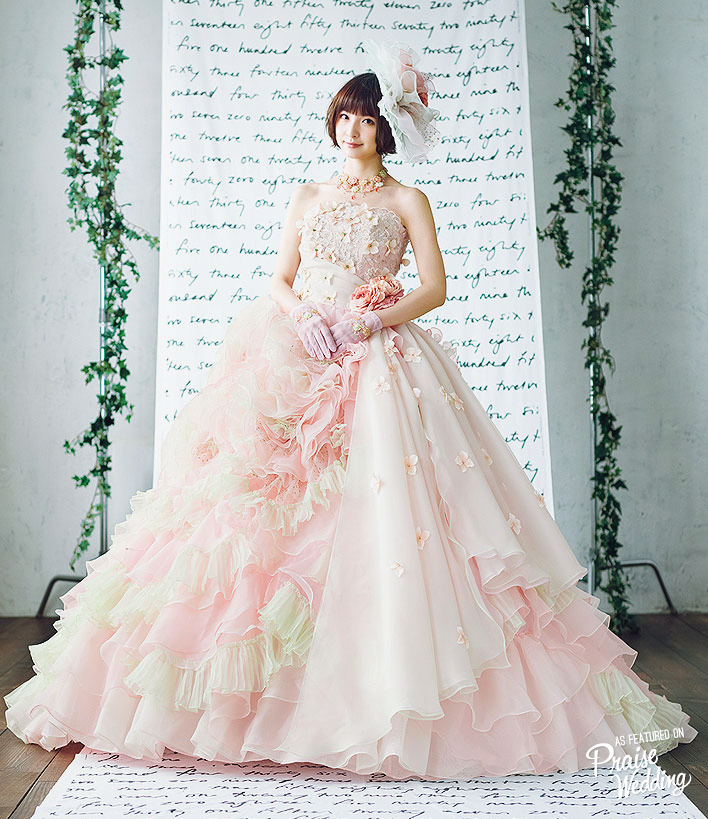 Say hello to the perfect princess gown that radiates sweetness and love!
