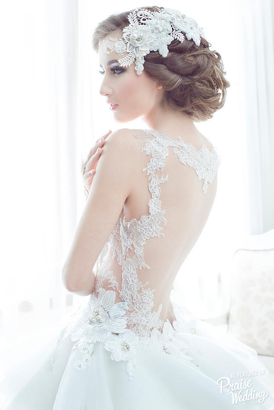 Gushing over this seriously stunning back design with chic lace florals by Gazelle Brides!