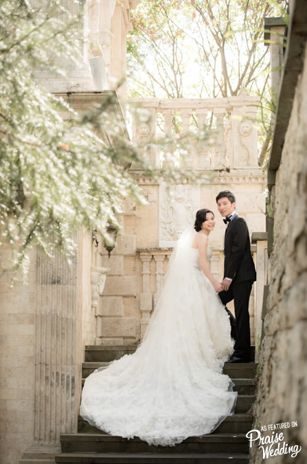 This wedding photo is simply elegant with a timeless vibe! 