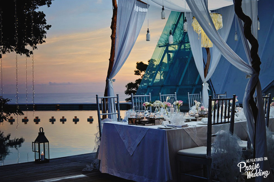 How romantic is this Bali outdoor reception venue by the water?