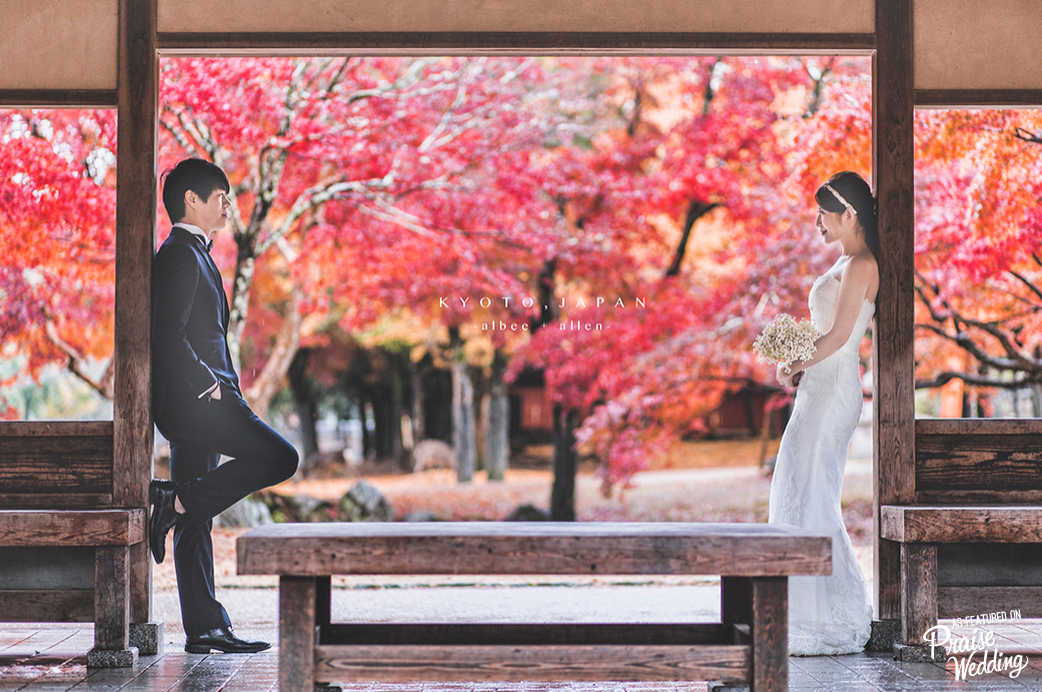 This Kyoto, Japan engagement photo is more romantic than a movie poster!