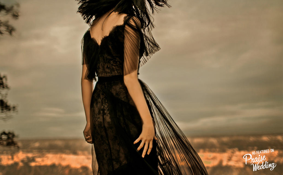 Black for style! This fashion-forward gown is so mysterious and charming!