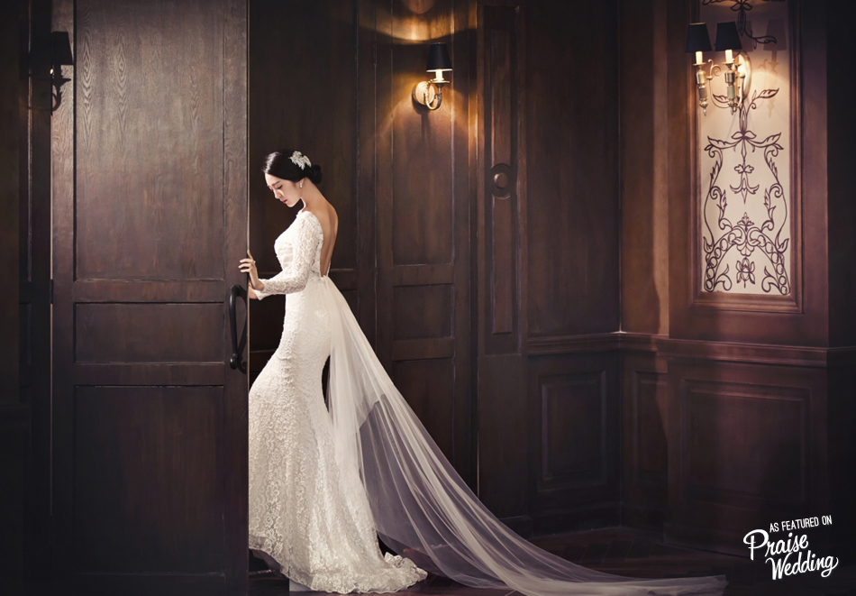 Elegant and dreamy, with a touch of edginess, this bridal look is both timeless and stylish!