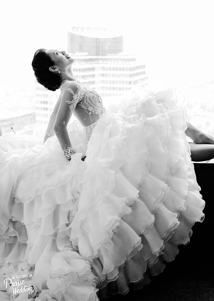 This gorgeous bridal gown by Boy Kastner Santos is absolutely stunning!