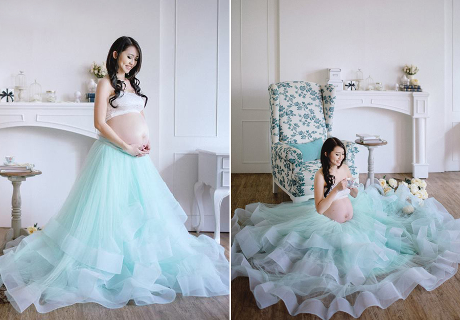 This is so adorable! Love this mama-to-be's pastel blue x white maternity dress! 