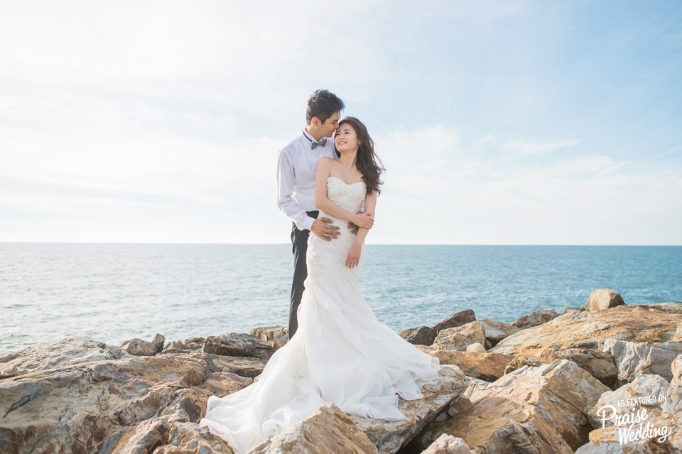 Ethereal seaside romance and one oh-so in love pair of lovebirds!