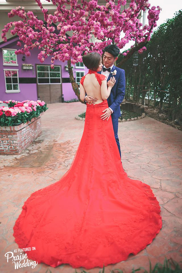 Red for love! Fawning over this gorgeous look and intimate moment!
