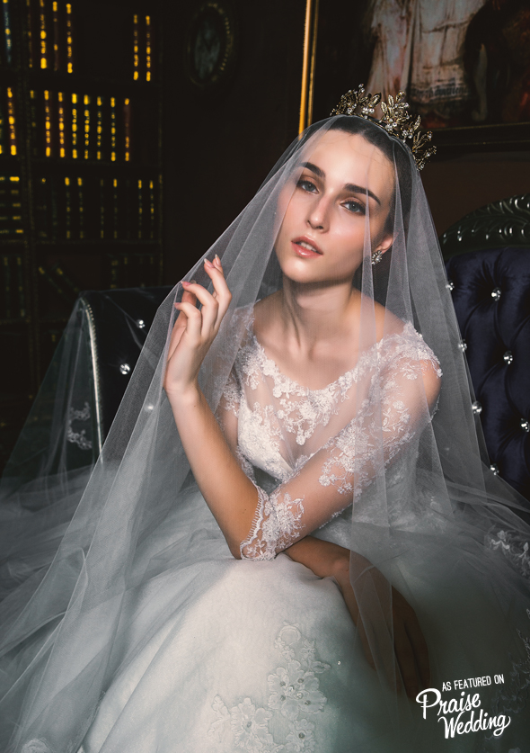 A timeless and elegant bridal look to dream of all day!