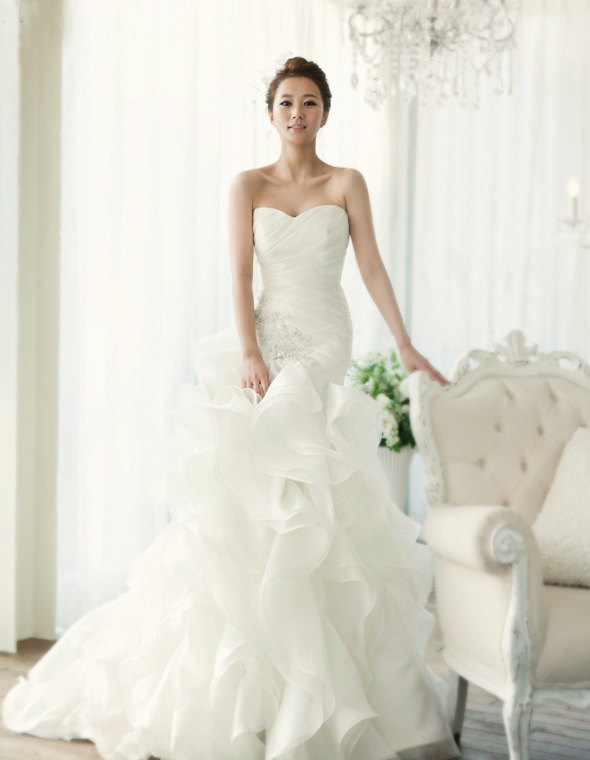 This romantic Bonne Mariee gown is so feminine and sweet! 