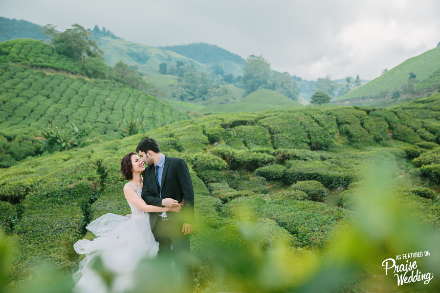 Close your eyes and imagine the most organic wedding photo with the prettiest natural backdrop, well, here it is!