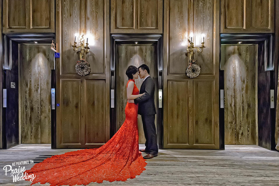 Classy backdrop and a gorgeous red laced gown, this wedding photo shows charming vintage glamour!