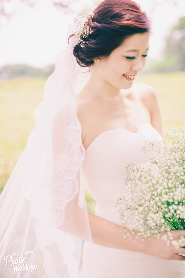 This soft, refreshing bridal portrait is right out of the prettiest dream!