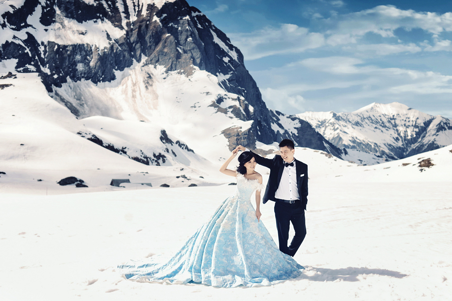 The stunning Switzerland winter view takes romance to a new level!