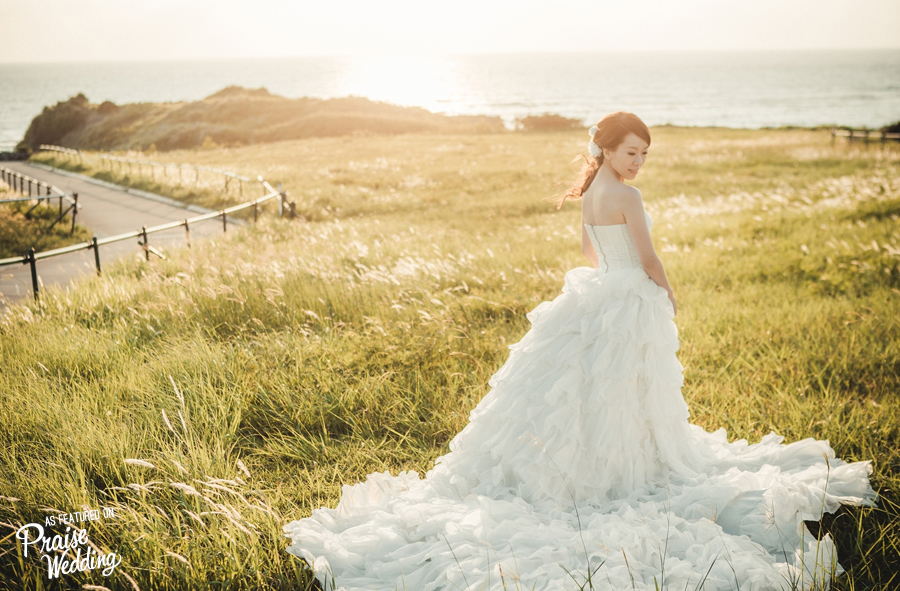 Golden hour bridal portrait is the best way to illustrate effortless beauty! 