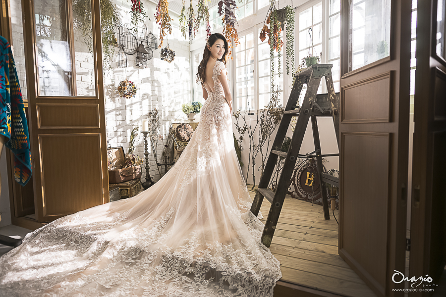 This Bride is a stunning vision in her elegant laced gown!