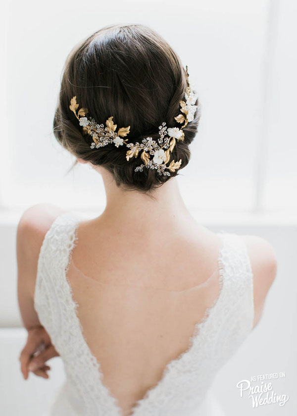 Majestic with a touch of nostalgic glamour, this headpiece by Percy Handmade is oh so chic!