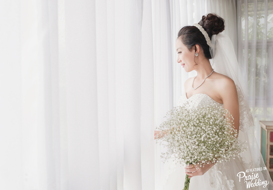 This soft, refreshing bridal portrait is right out of the prettiest dream!
