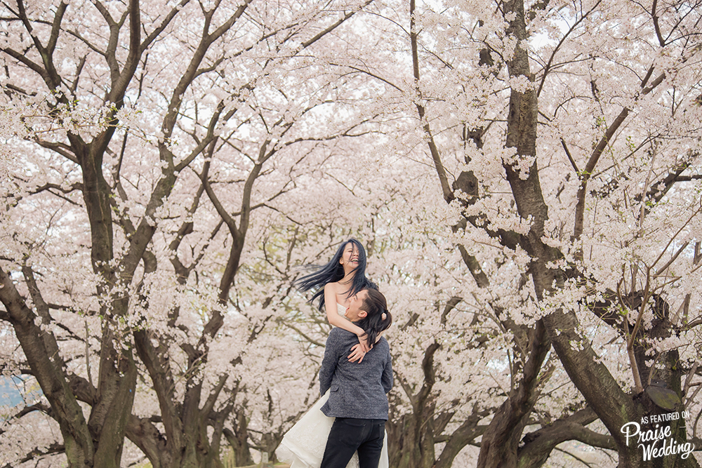 Infectious joy combined with the beauty of the cherry blossom scene created no need for extra decor! 