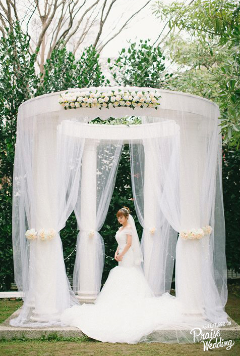 Exceptionally dreamy bridal inspiration with a touch of fairy tale magic!