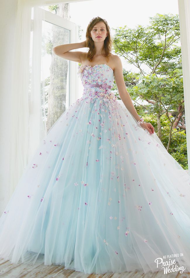 Fresh, chic, and lively, Kiyoko Hata embraces sweet femininity with a touch of magic in this floral-inspired blue gown!
