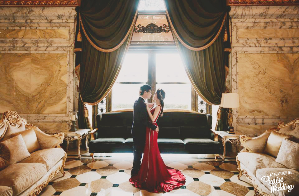 Timeless and elegant, this wedding photo is the definition of classic romance!