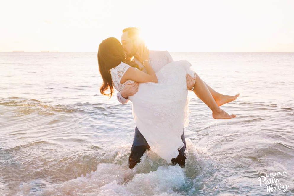 Talk about seaside lovin'! If you looked up the definition of romance for ocean lovers, these two would come up!