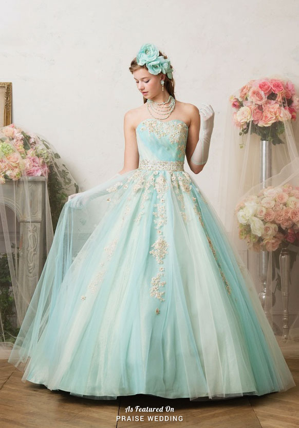 This refreshing and utterly romantic mint blue gown from Mariarosa is oh so pretty!