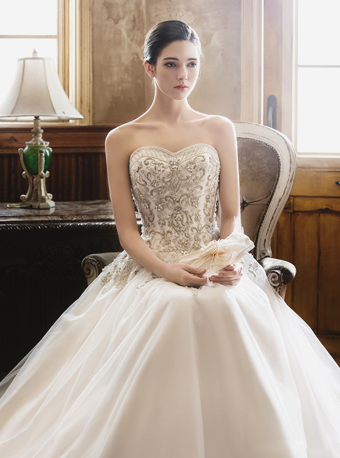 This classic jeweled gown from Alexandra Busan is absolutely stunning!