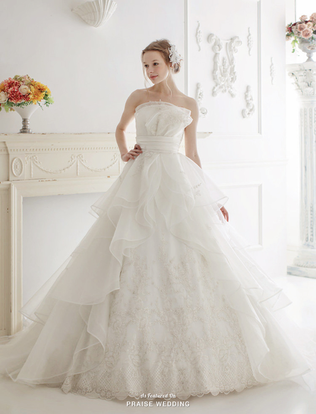 Elegant and charmingly pretty, this wedding dress from Loletta Angelique is the definition of pure romance!
