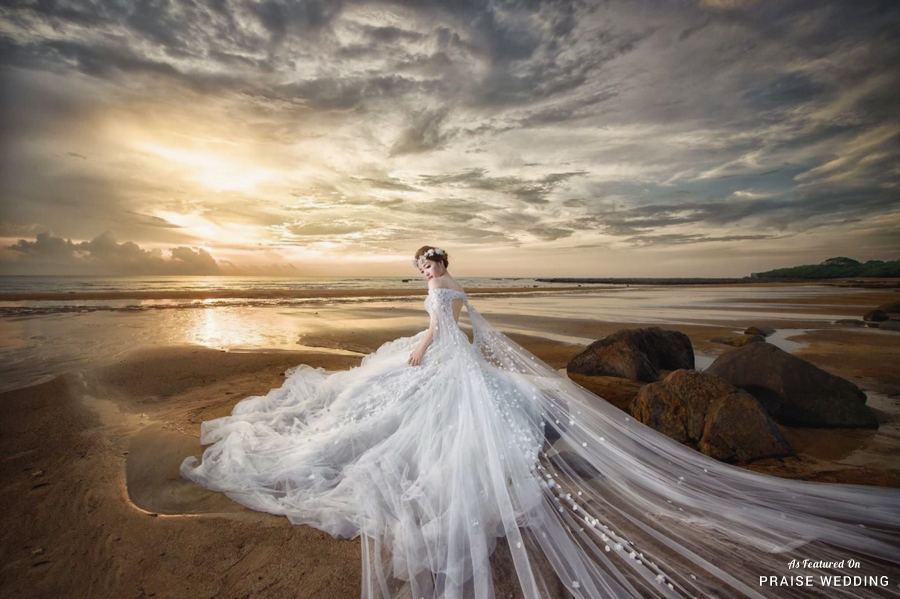 Breathtaking beach bridal portrait overflowing with ethereal romance!