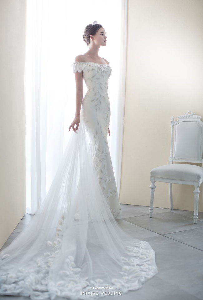 Utterly romantic gown from Kim Young Hee featuring feather-like leaf embellishments!