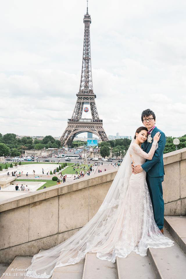 Let's take a trip to Paris via this beautiful prewedding shoot!