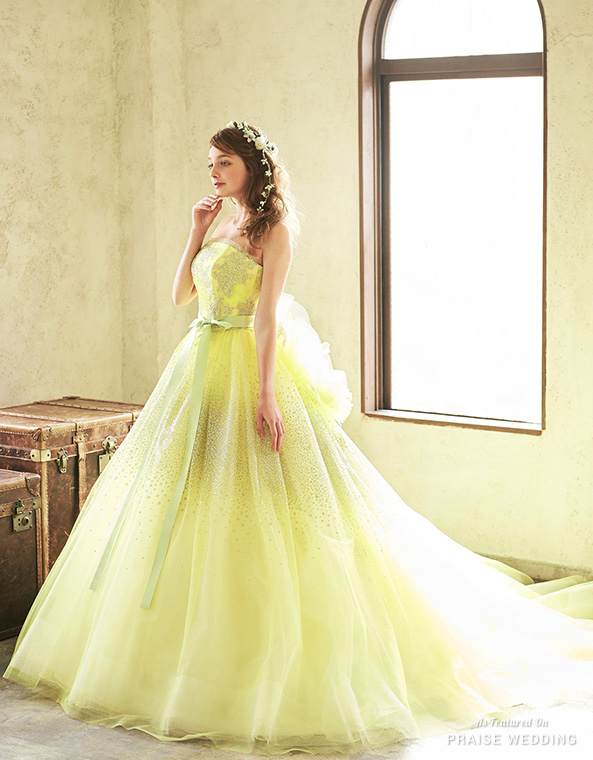 This obsession-worthy yellow gown from Gracieuse has captivated us all!