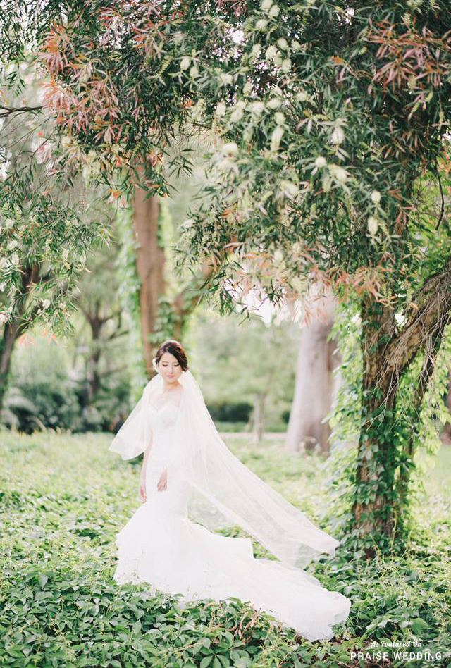 This woodland bridal portrait  presents pure romance with a hint of eclectic charm!
