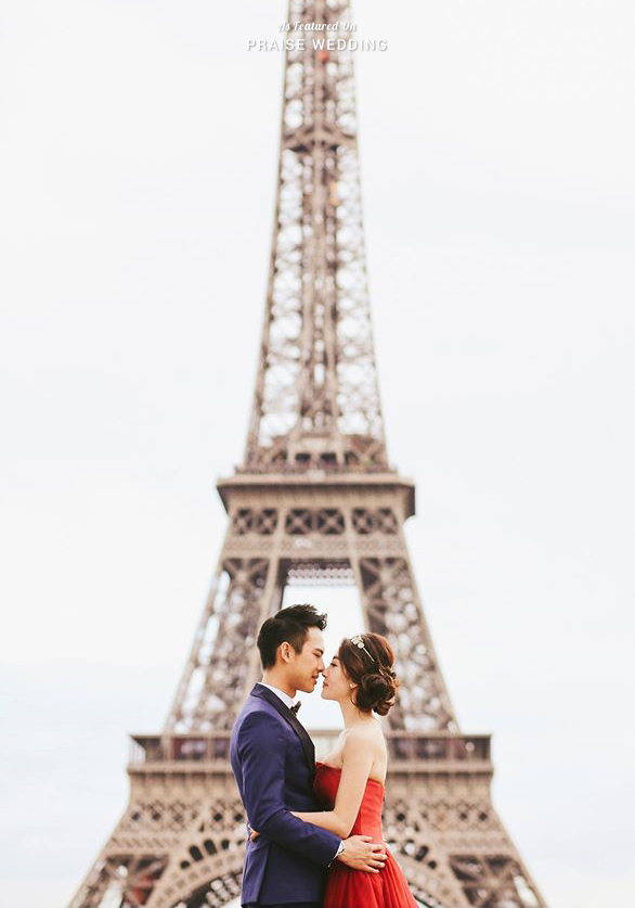 A classic and stylish pre-wedding photo with the most romantic backdrop! 